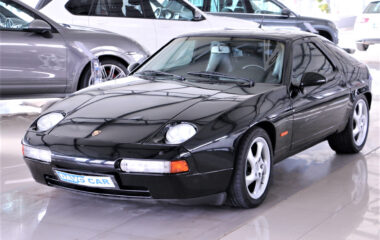 1991  Kupé Porsche 928 S4