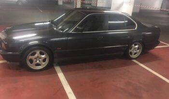 1991  Limuzína BMW M5 full