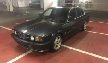 1991  Limuzína BMW M5 full