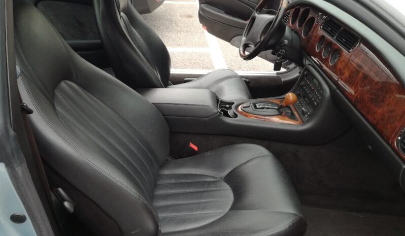1997  Kupé Jaguar XK8 full