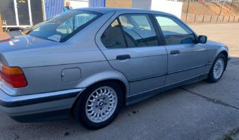 1995  Sedan BMW 320i full