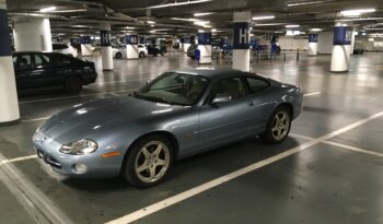 2002  Kupé Jaguar XK8 full