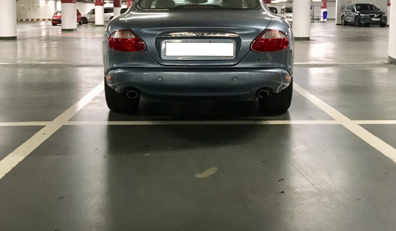 2002  Kupé Jaguar XK8 full
