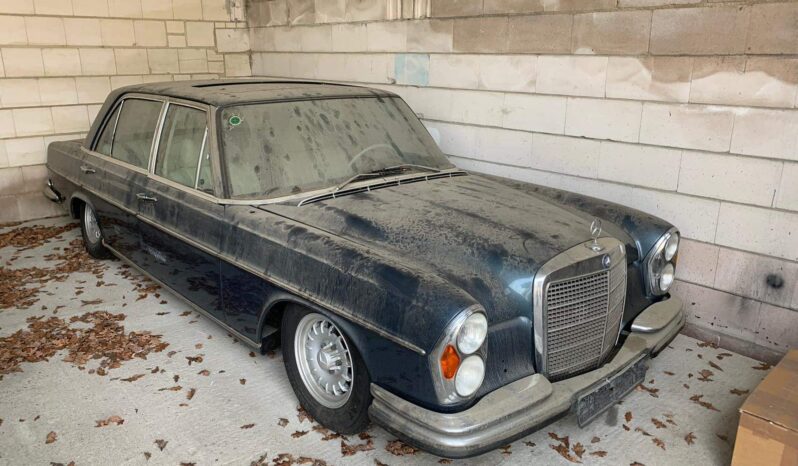 1971  Limuzína Mercedes-Benz 300SEL full