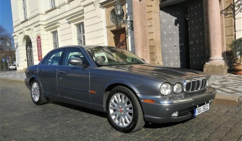 2003  Limuzína Jaguar XJ8 full