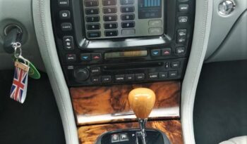 2003  Limuzína Jaguar XJ8 full