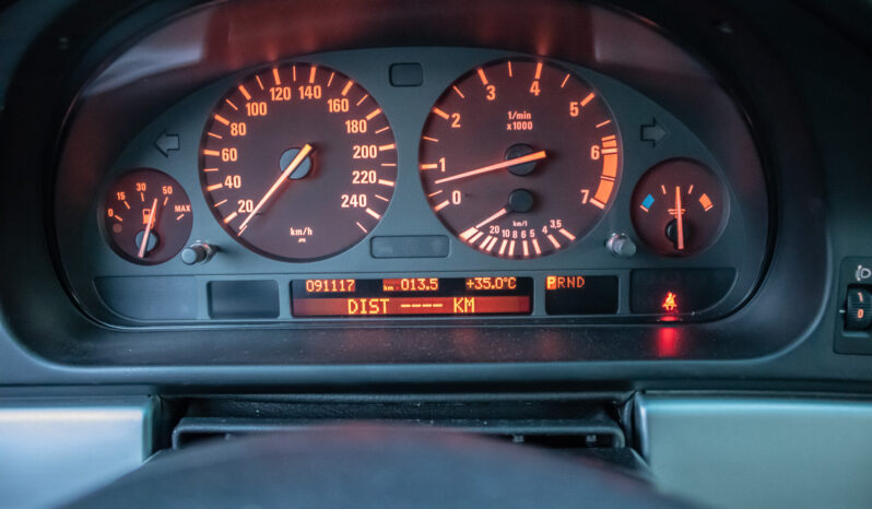 1999  Sedan BMW 540i full